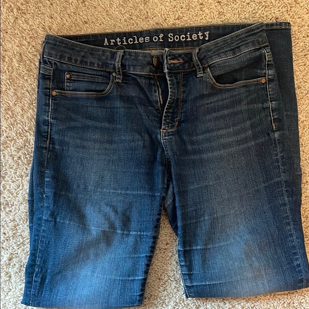 Articles Of Society Blue Ankle Cropped Jeans. 28